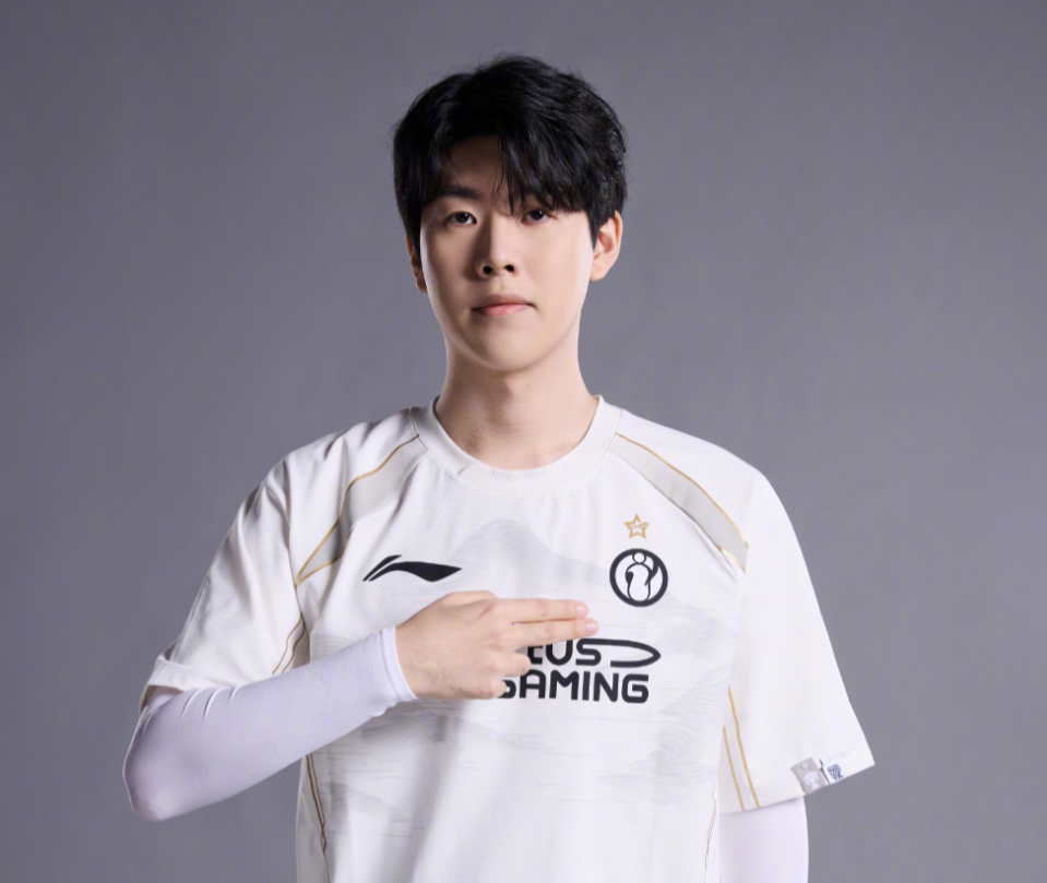 西的差异 西的差异